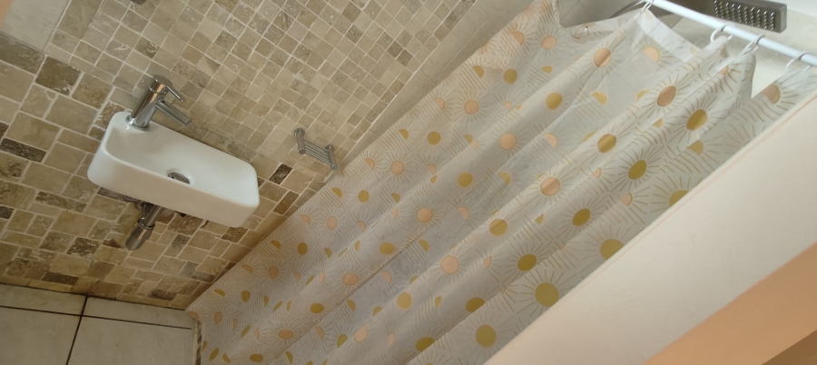 To Let 4 Bedroom Property for Rent in Newton Park Eastern Cape